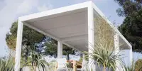 Pergola bioclimatique à lames orientables